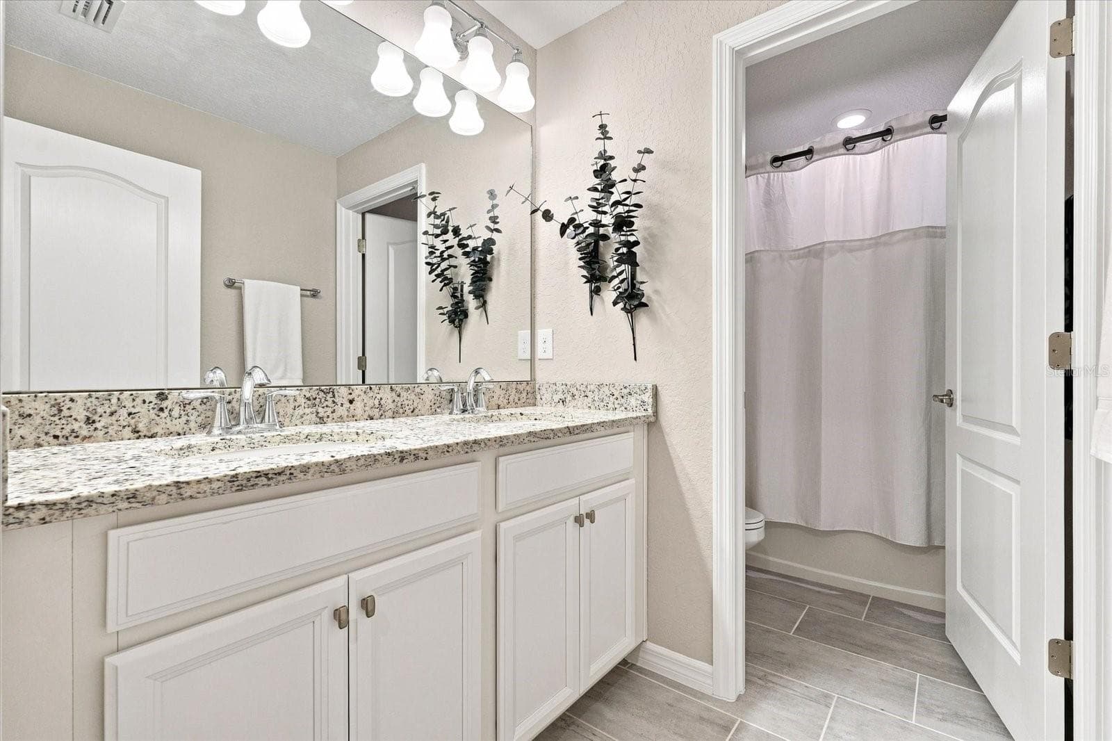 BATHROOM 2 - 2528 STARWOOD CT, LAKEWOOD RANCH