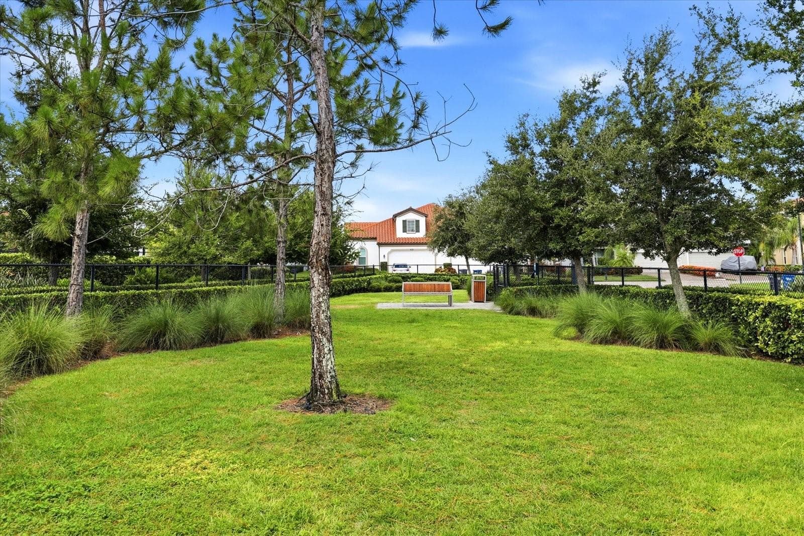 VILLA DOG PARK - 2528 STARWOOD CT, LAKEWOOD RANCH