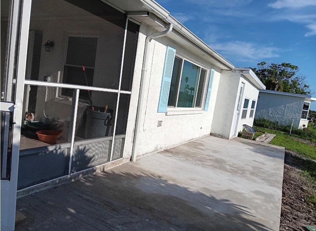 Single Family Residence at 12613 4TH ISLE, HUDSON, photo 31 of 41