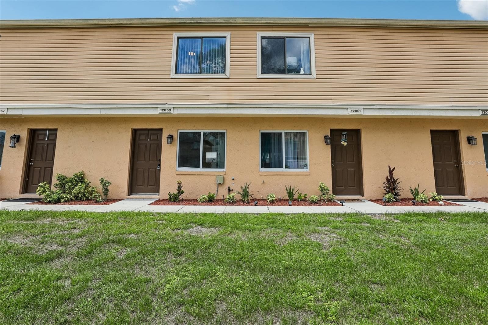12059 TIFT CIR