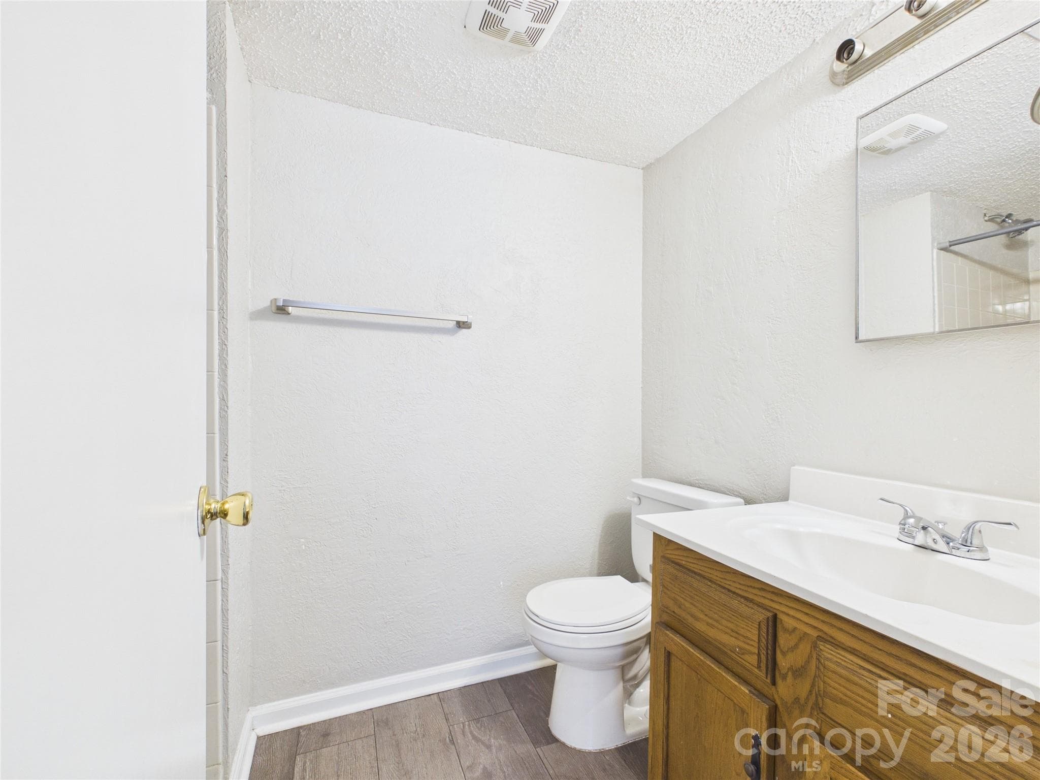 Condominium at 9511 Shannon Green Drive, Charlotte, photo 16 of 18