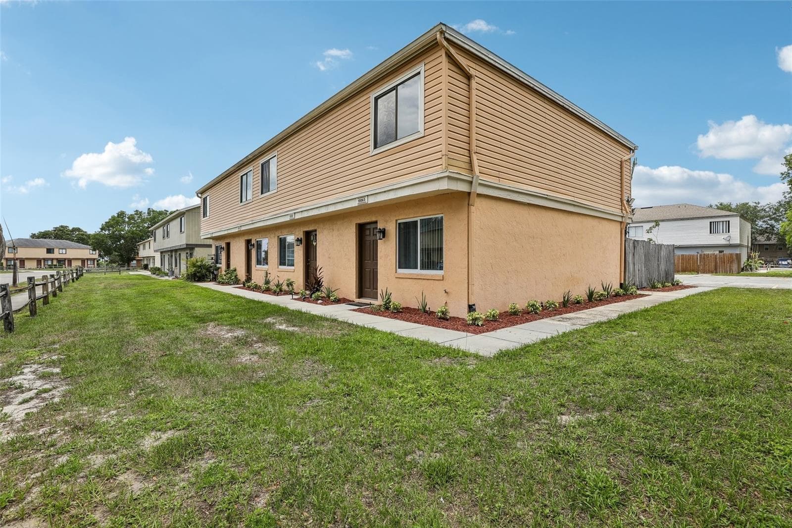 12063 TIFT CIR