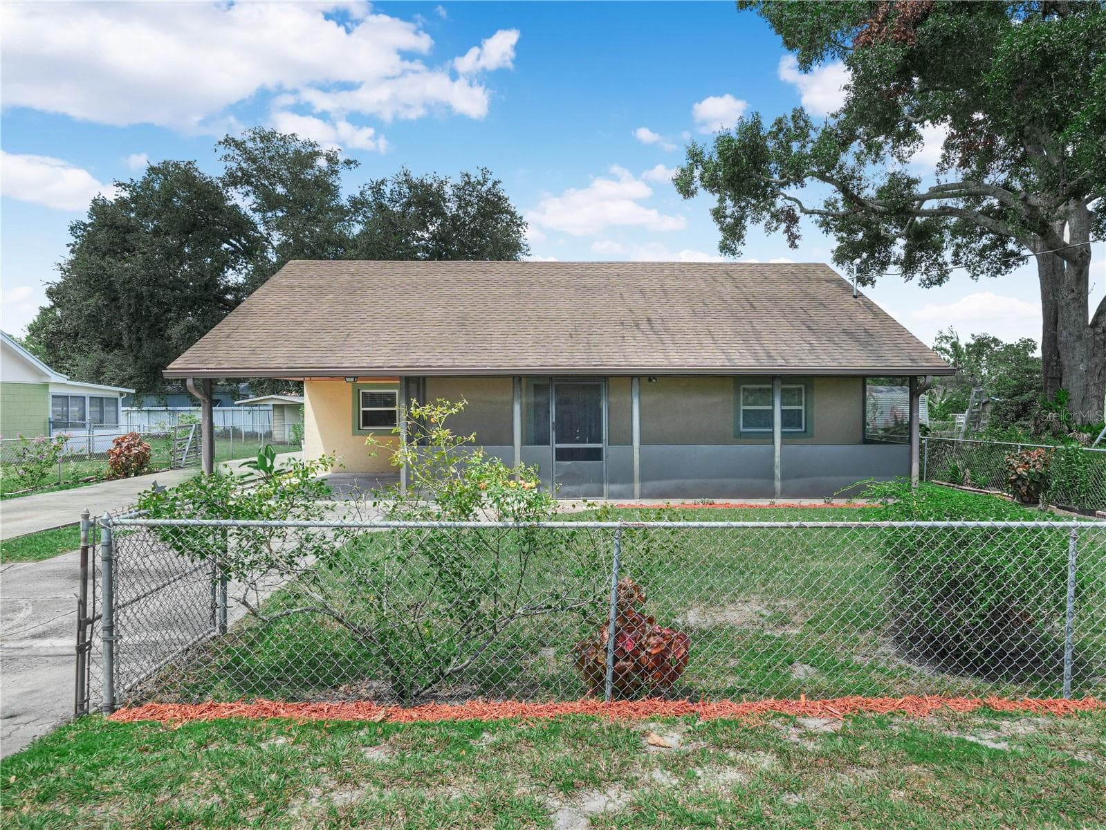 1213 CHEROKEE DR