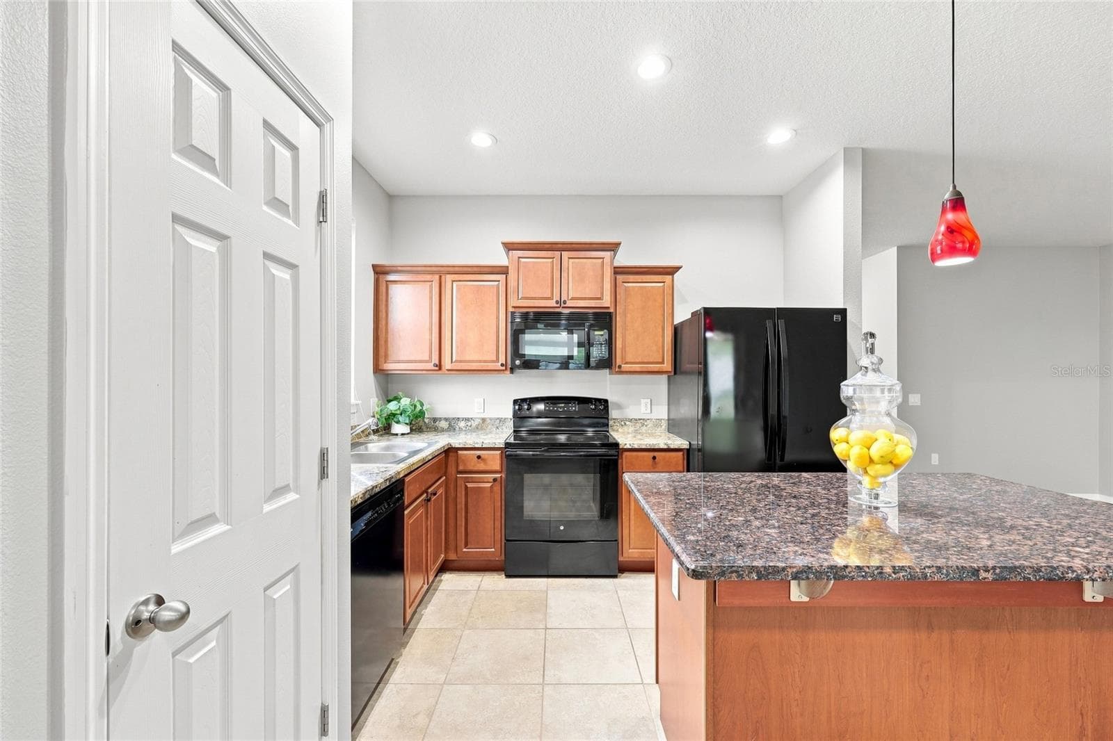 Kitchen - 192 BLACKSTONE CREEK RD, GROVELAND