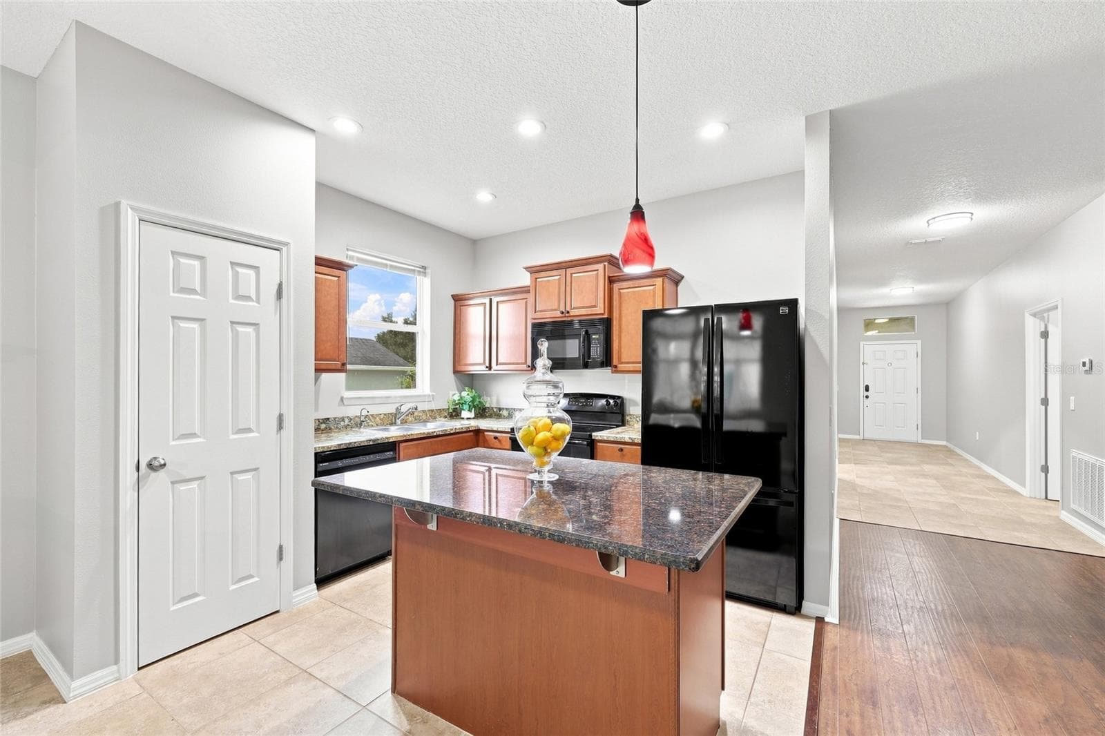 Kitching/ Dining Area - 192 BLACKSTONE CREEK RD, GROVELAND