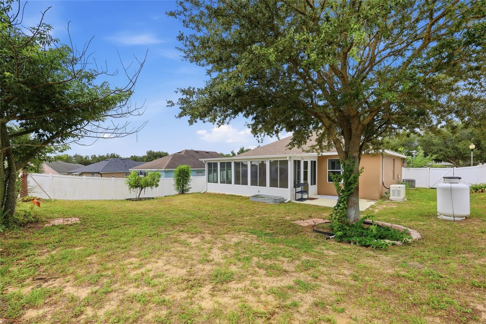Backyard/ Open Green Space - 192 BLACKSTONE CREEK RD, GROVELAND