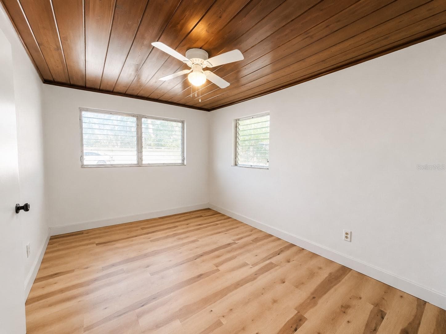 Attached Apartment in Back bedroom - 501 AVENUE G SE, WINTER HAVEN