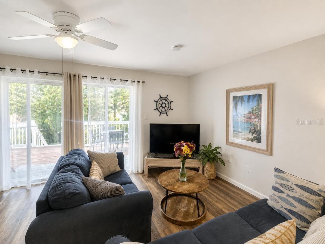 Condominium at 3730 42ND WAY S #H, ST PETERSBURG, photo 9 of 32