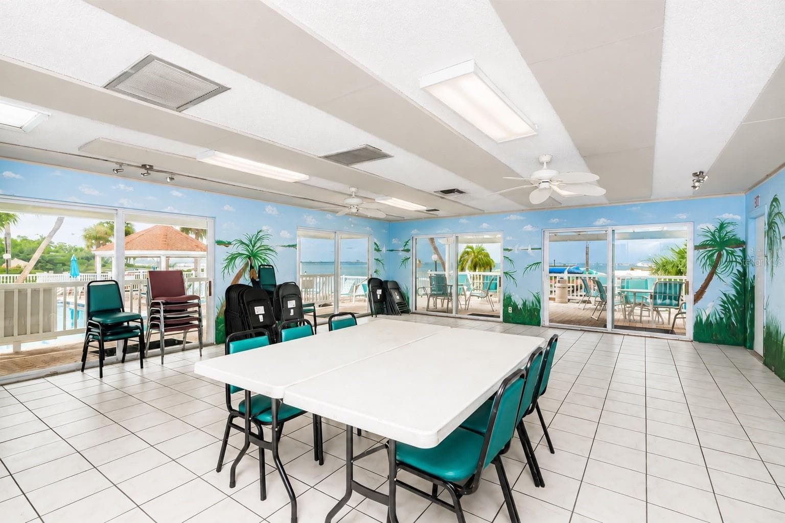 Condominium at 3730 42ND WAY S #H, ST PETERSBURG, photo 31 of 32