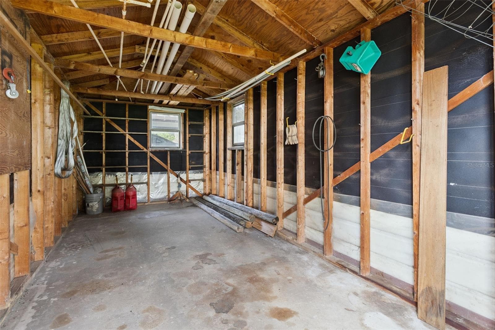Shed - 10617 SE 95TH TER, BELLEVIEW