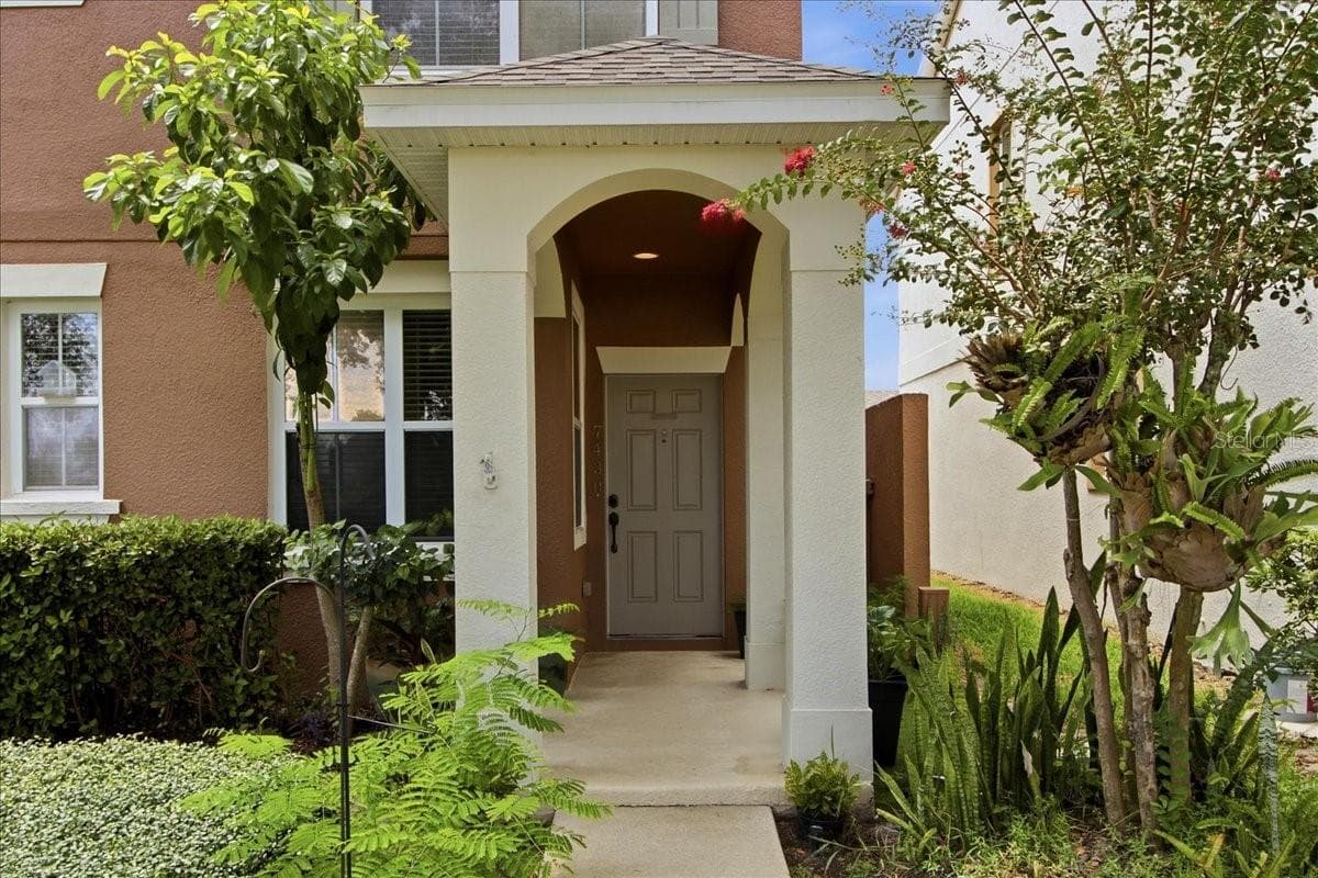 Townhouse at 7430 BENTONSHIRE AVE, WINDERMERE, photo 4 of 59