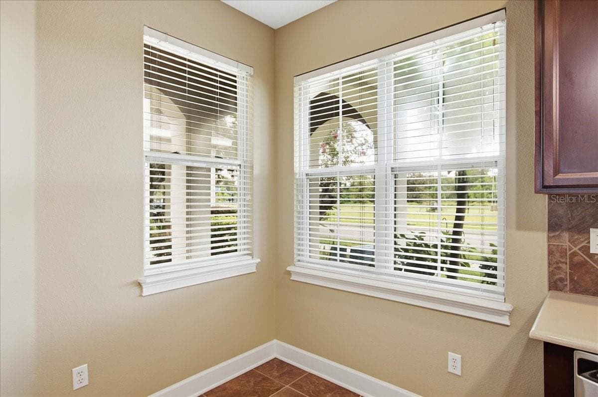 Townhouse at 7430 BENTONSHIRE AVE, WINDERMERE, photo 9 of 59