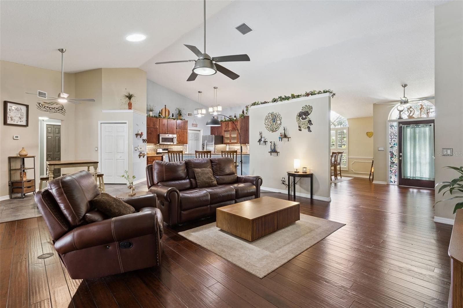 Family Room - 33440 LAKE BEND CIR, LEESBURG