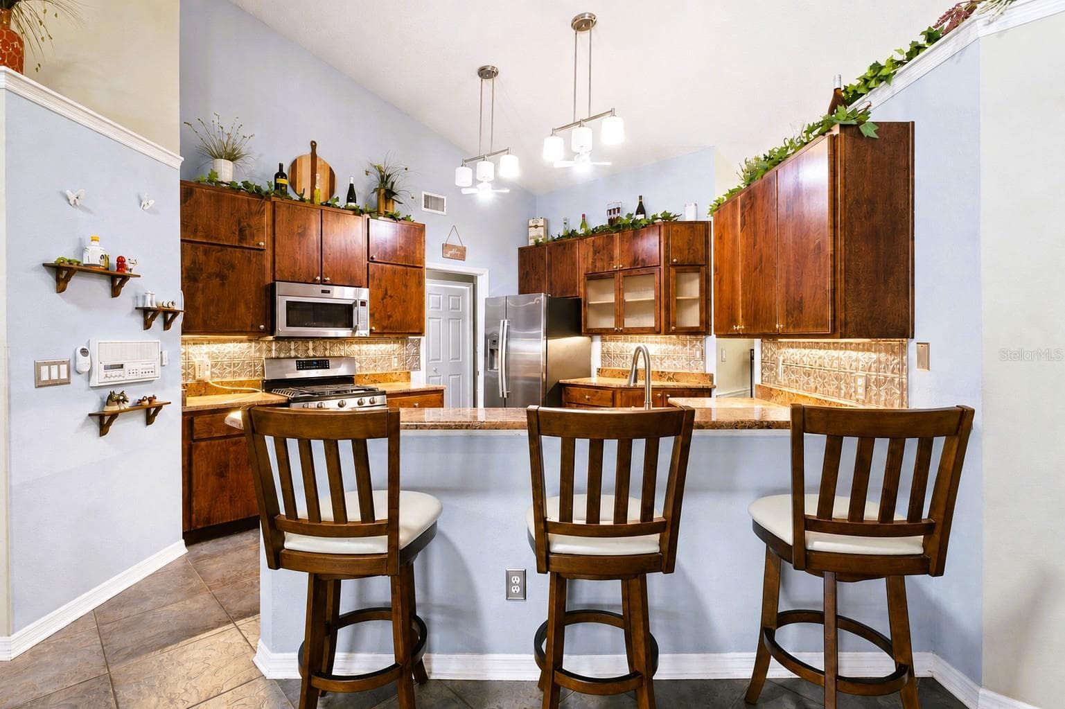 Kitchen - 33440 LAKE BEND CIR, LEESBURG