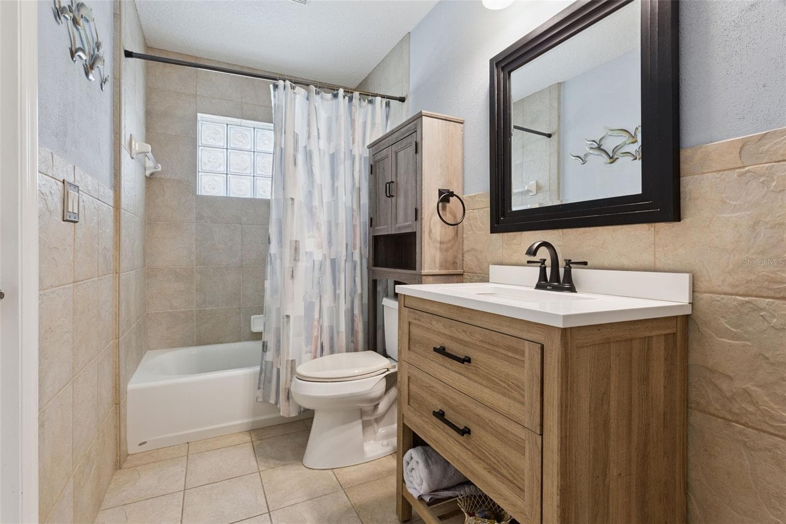 Secondary Bathrooom - 33440 LAKE BEND CIR, LEESBURG