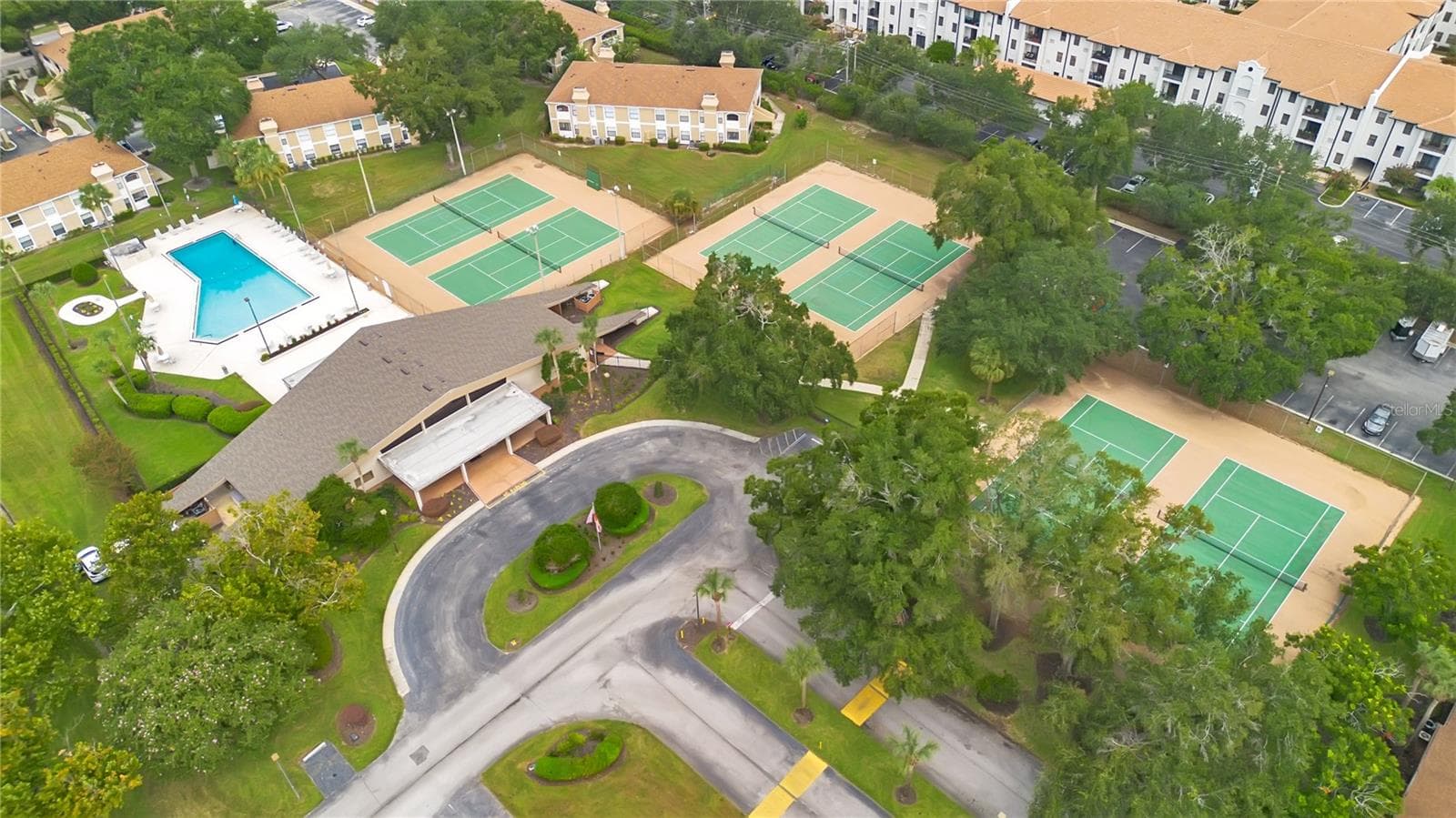 Townhouse at 3012 S SEMORAN BLVD #G2, ORLANDO, photo 35 of 39