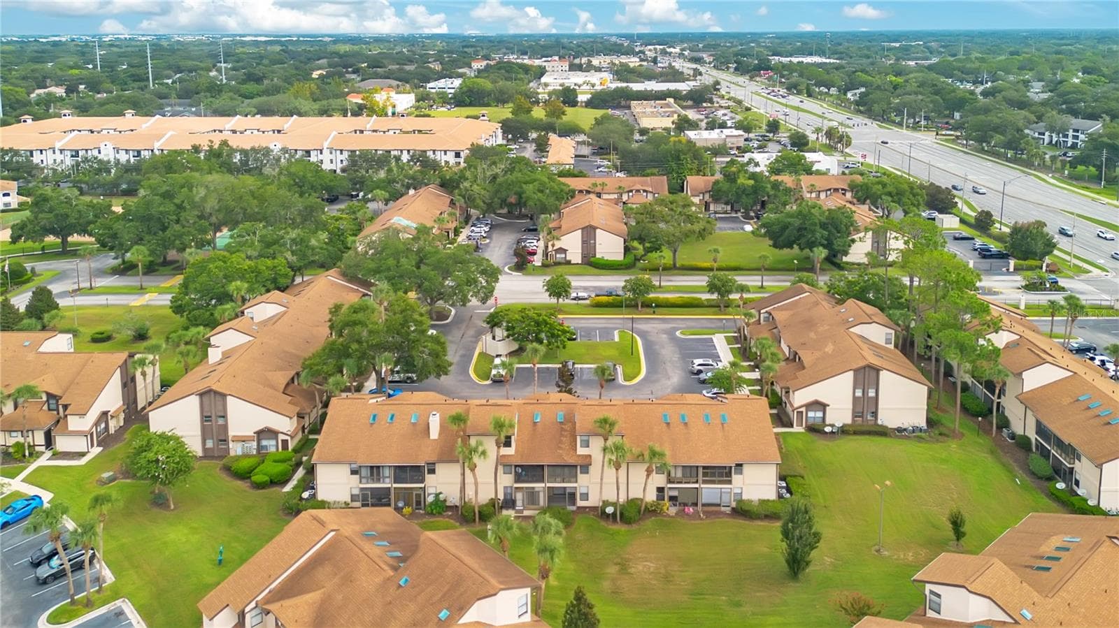 Townhouse at 3012 S SEMORAN BLVD #G2, ORLANDO, photo 37 of 39
