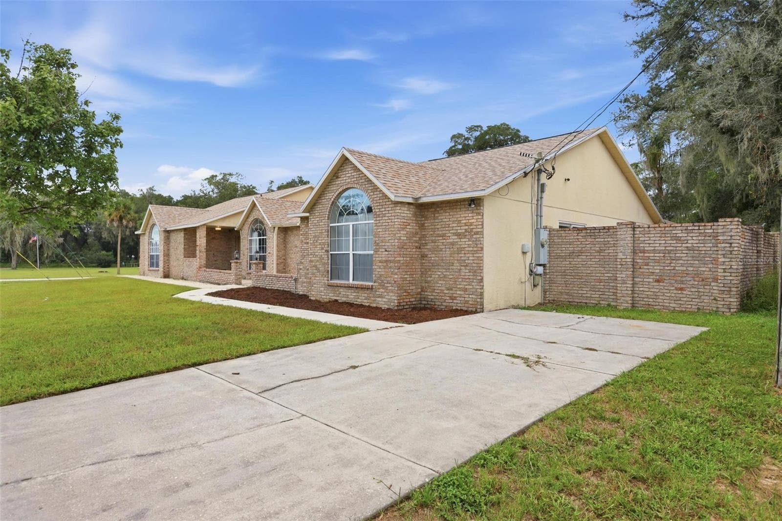 Single Family Residence at 1095 E WISCONSIN AVE, DELAND, photo 37 of 46