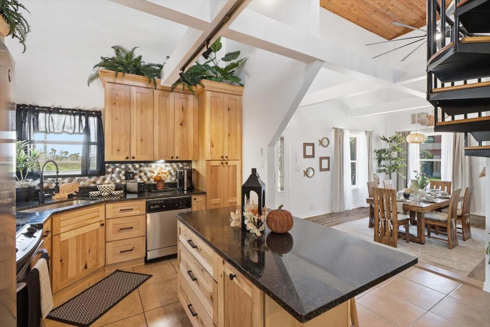 Kitchen – Alternate View - 3194 INDIAN GULF LN, HERNANDO BEACH