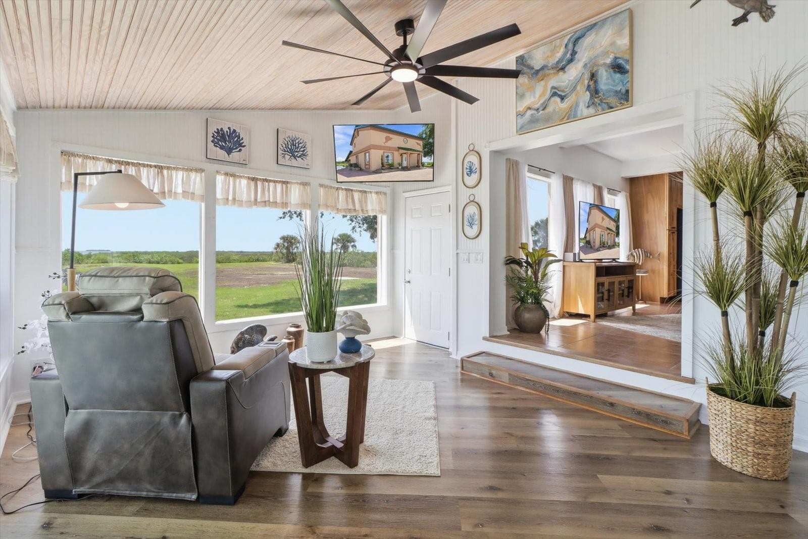 Waterfront Florida Room – Alternate View - 3194 INDIAN GULF LN, HERNANDO BEACH
