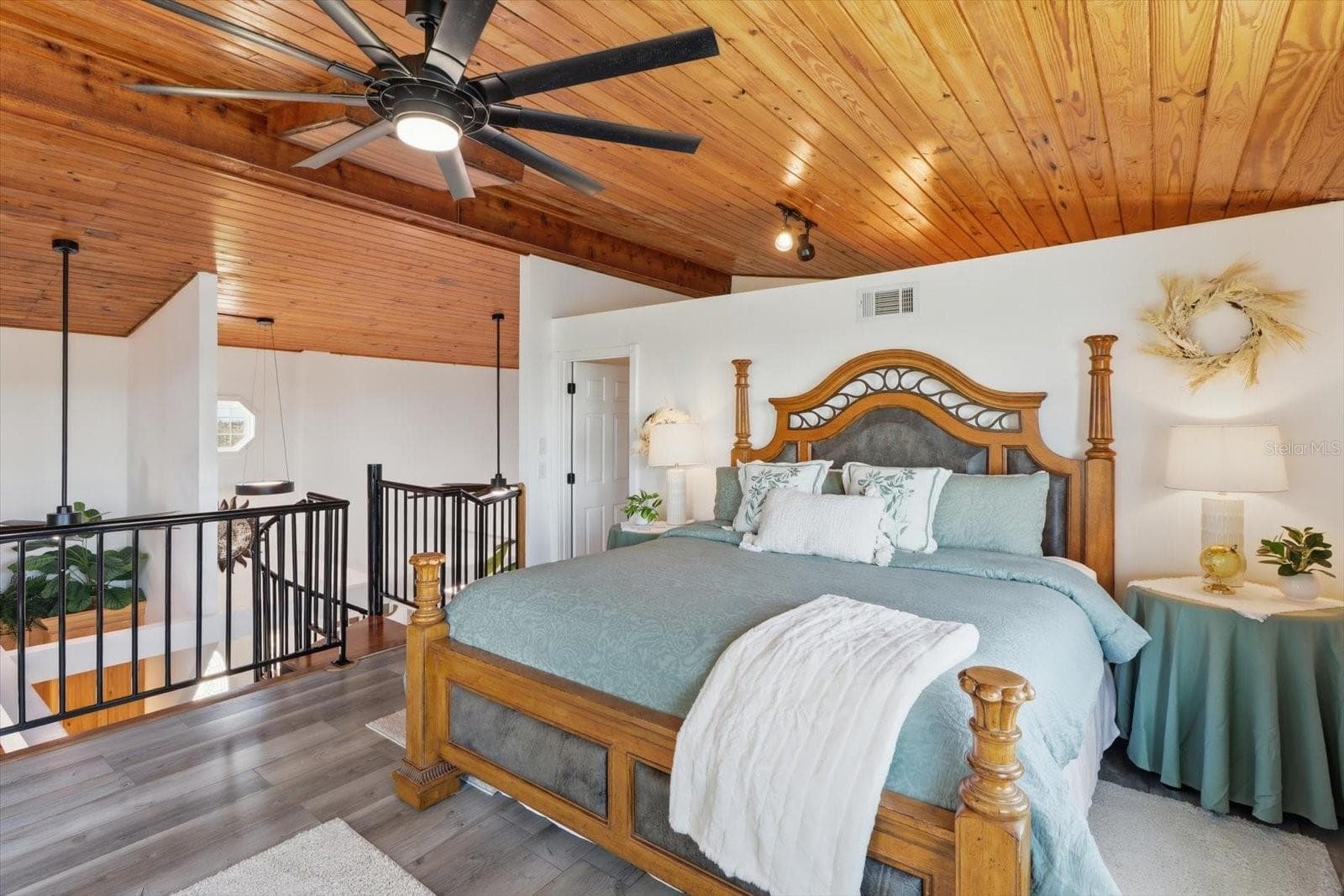 Primary Bedroom – Alternate View - 3194 INDIAN GULF LN, HERNANDO BEACH
