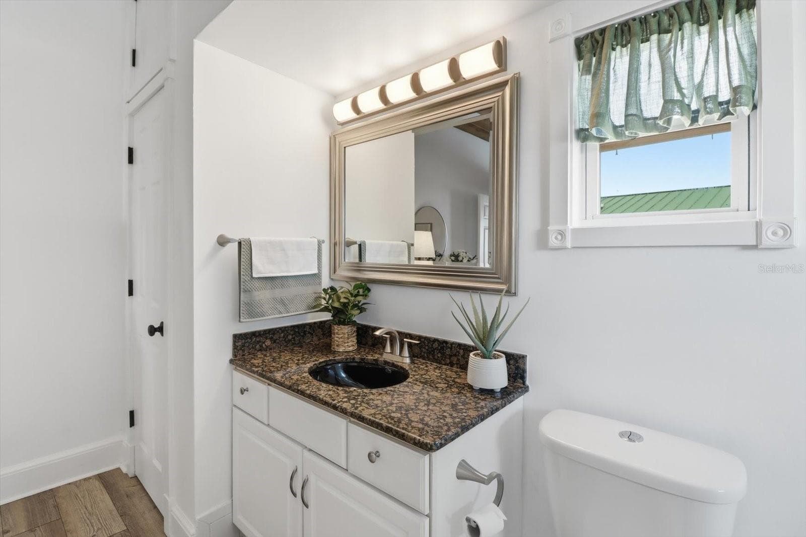 Bathroom – Vanity Detail - 3194 INDIAN GULF LN, HERNANDO BEACH
