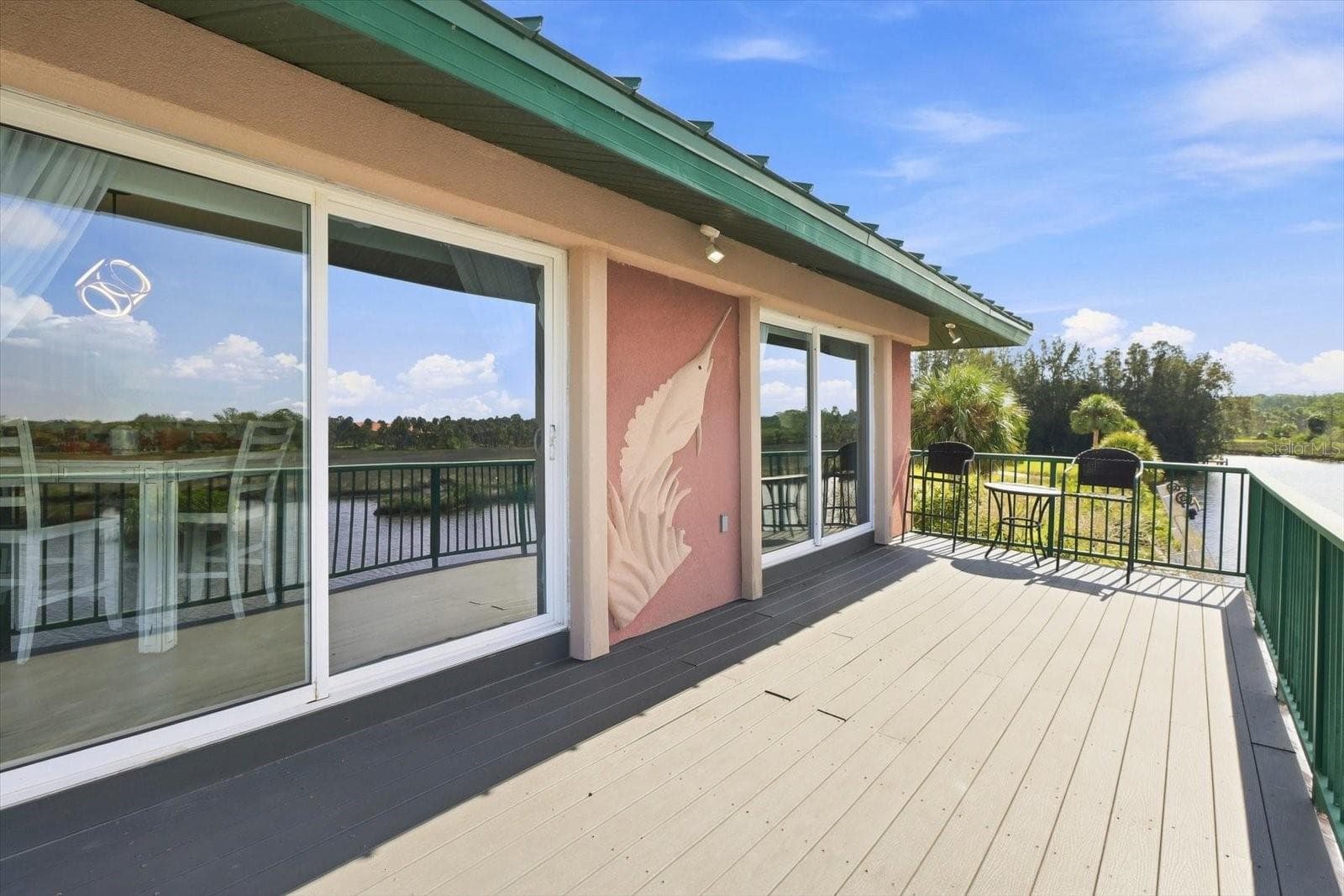 Spacious upper-level waterfront balcony. - 3198 INDIAN GULF LN, HERNANDO BEACH