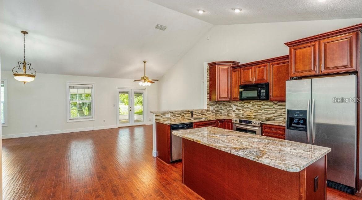 Single Family Residence at 957 SOUTHRIDGE TRL, ALTAMONTE SPRINGS, photo 8 of 16