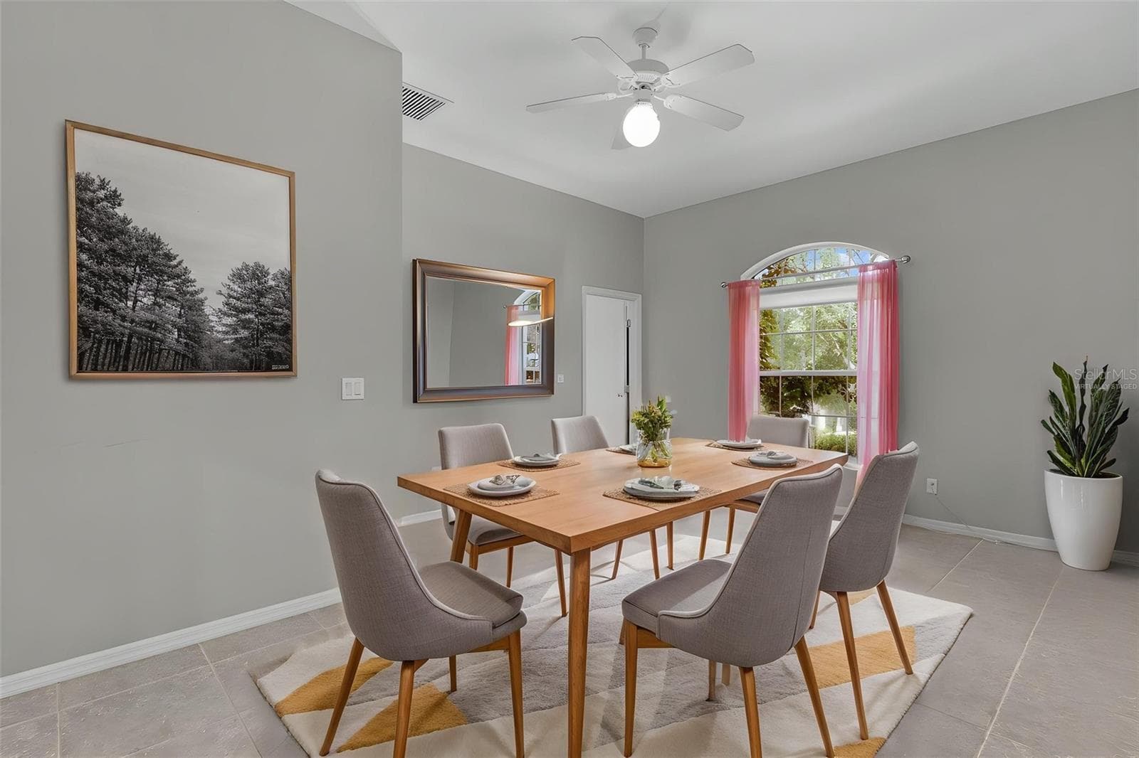 Virtually Staged - Formal Dining / Flex Room - 39407 TREELINE DR, LADY LAKE