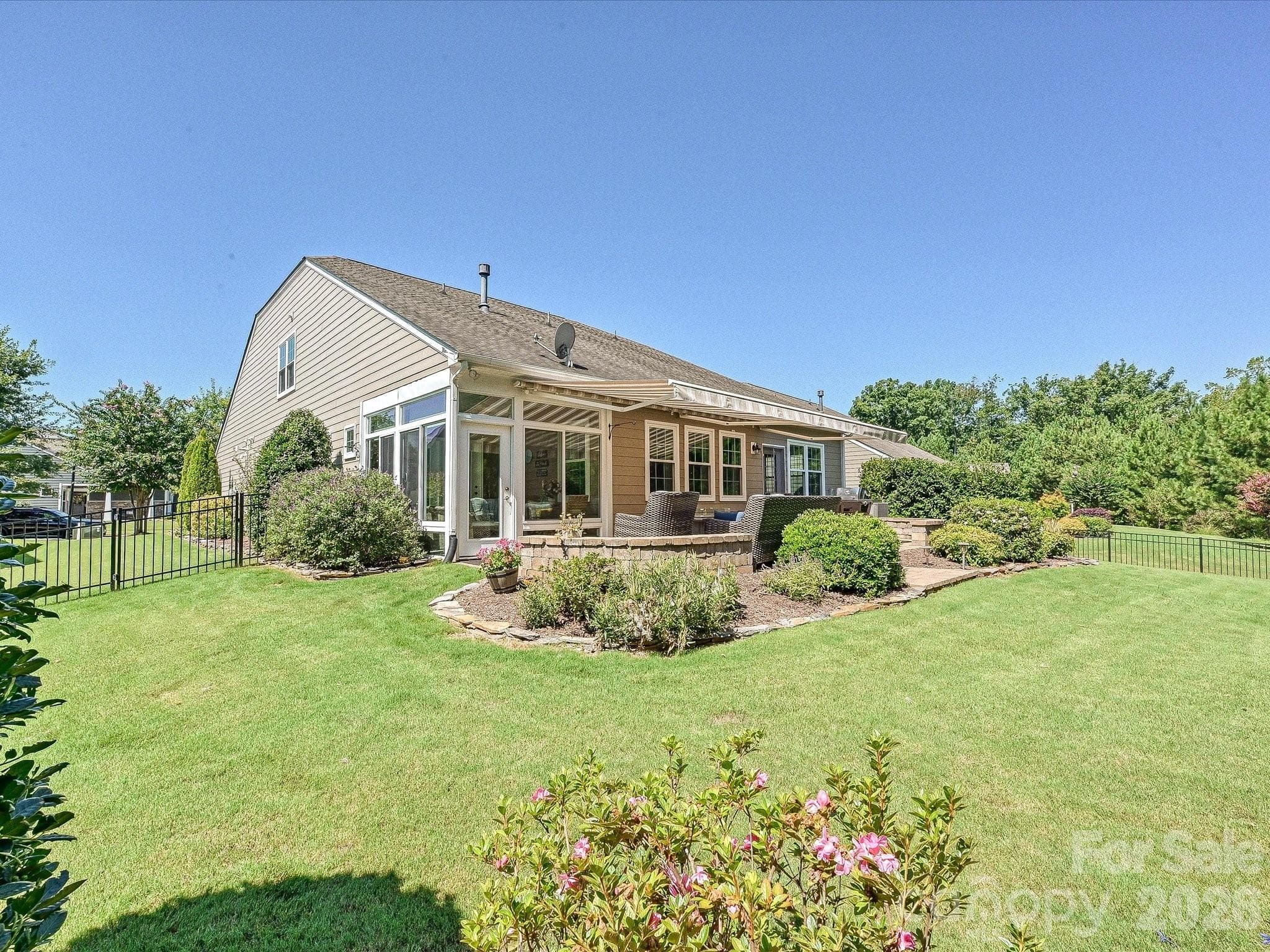 HOA dues maintain the Yard - 5060 Big Bend Drive, Lancaster