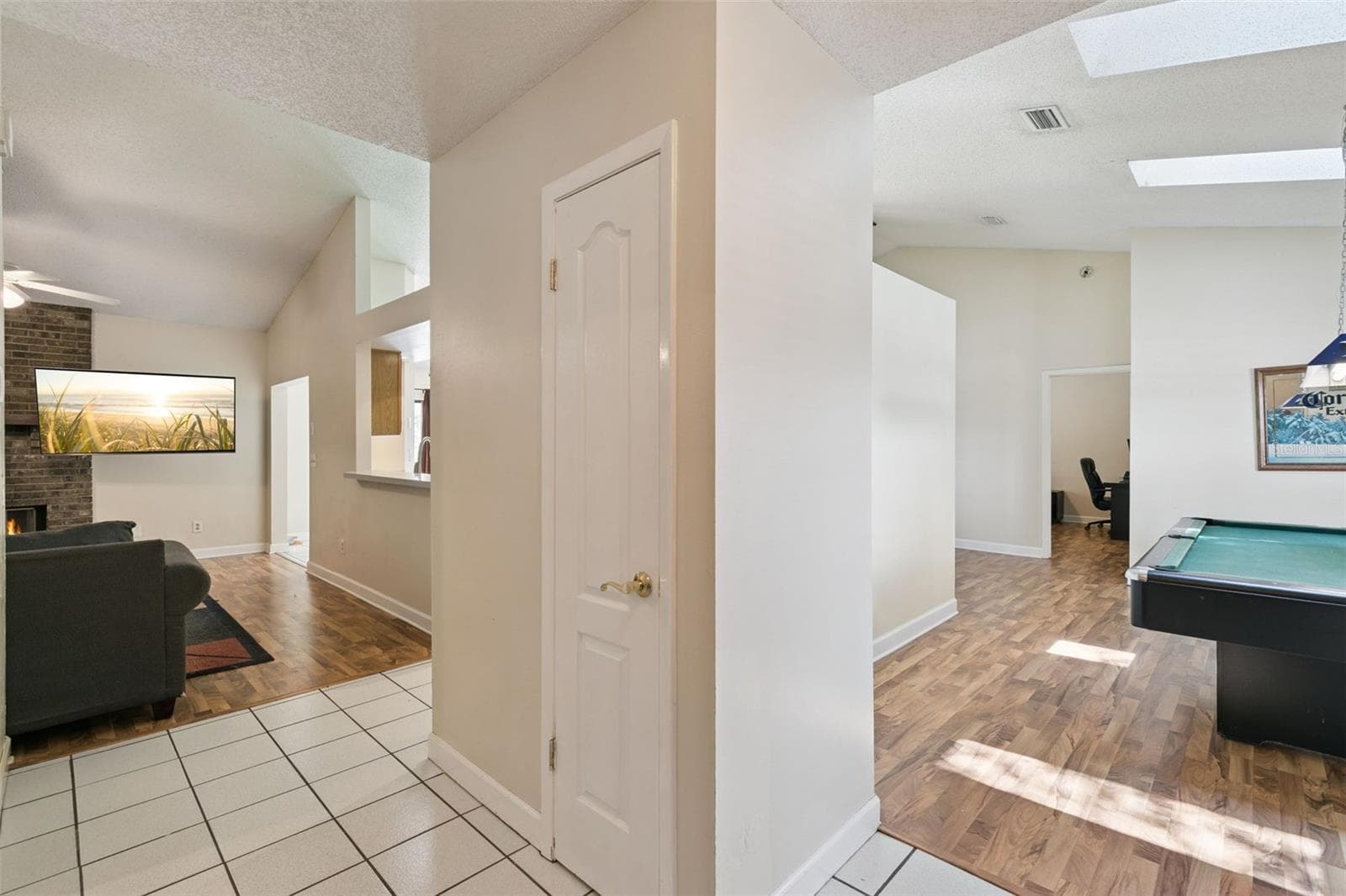 Single Family Residence at 5101 GOLDENWOOD DR, ORLANDO, photo 12 of 48