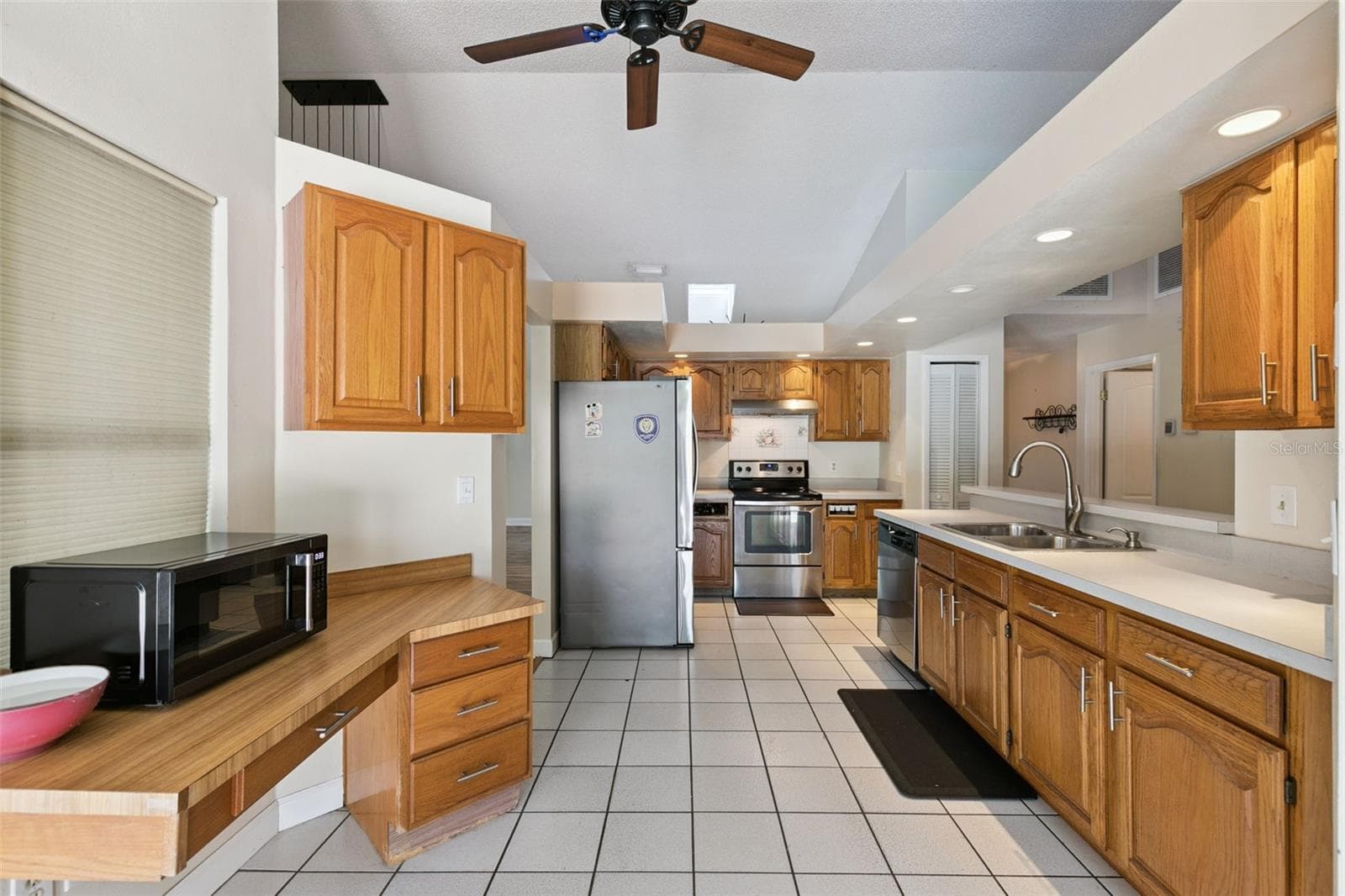 Single Family Residence at 5101 GOLDENWOOD DR, ORLANDO, photo 16 of 48