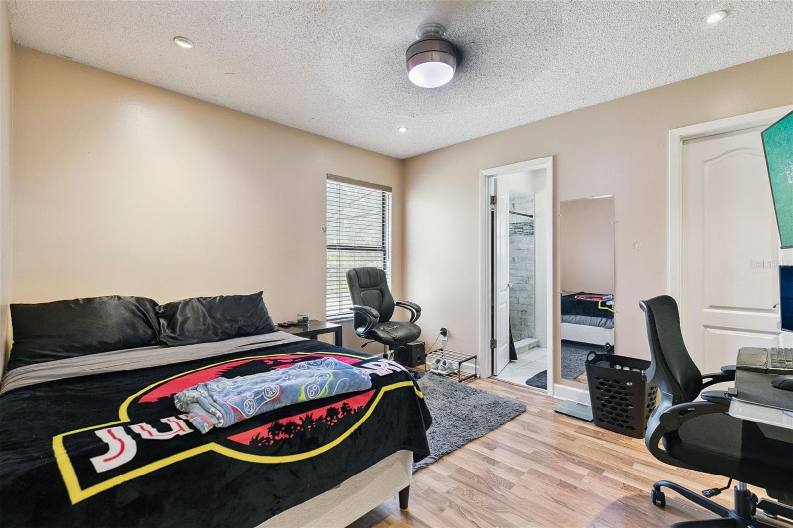 Single Family Residence at 5101 GOLDENWOOD DR, ORLANDO, photo 19 of 48
