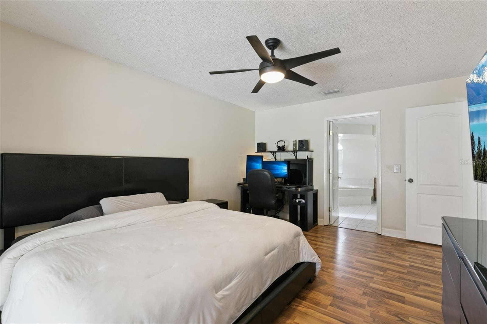 Single Family Residence at 5101 GOLDENWOOD DR, ORLANDO, photo 20 of 48