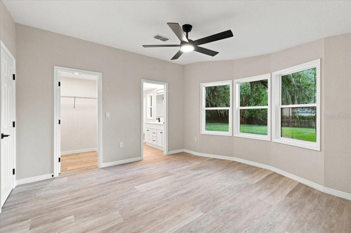 Manufactured Home at 3206 OAKLAND RD N, LAKELAND, photo 11 of 19