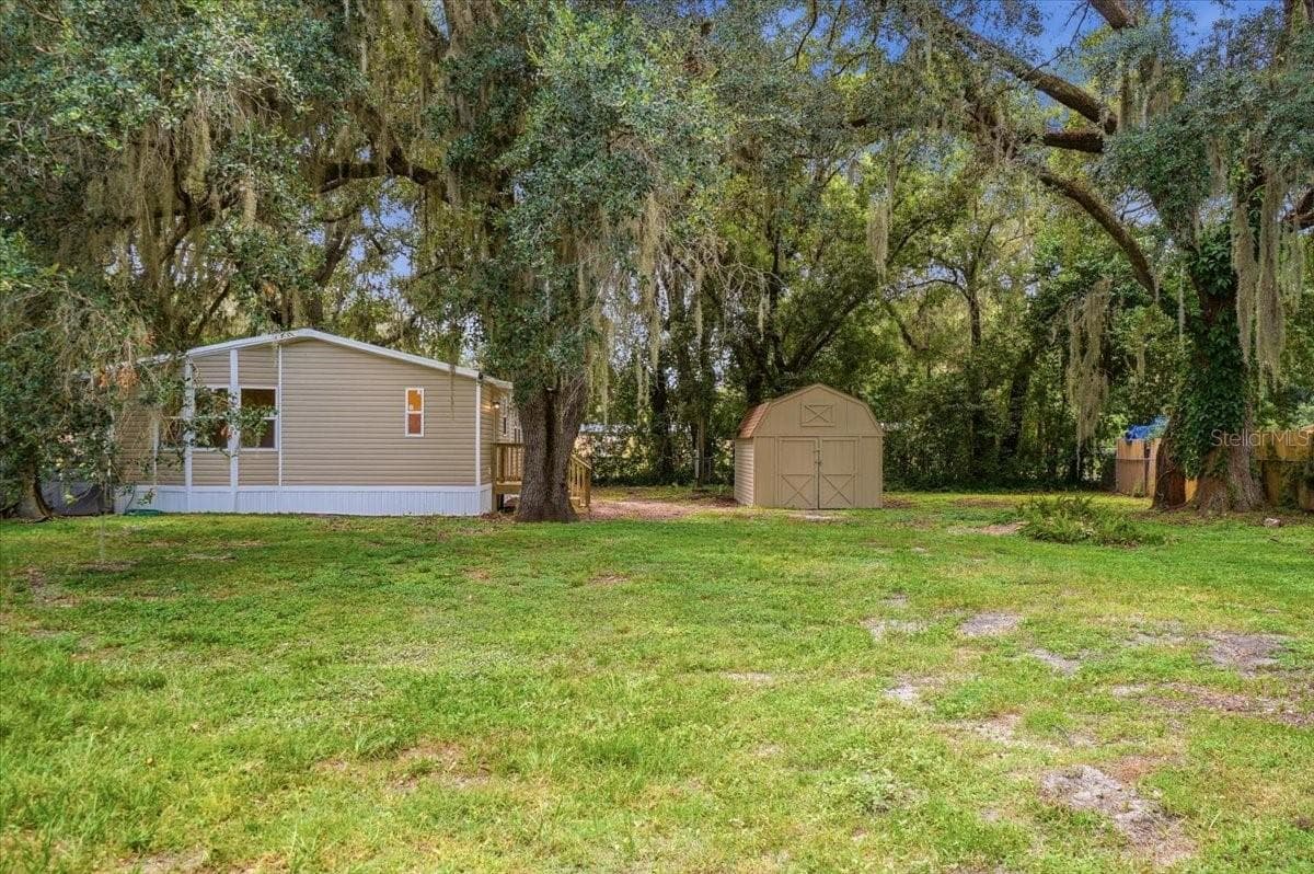 Manufactured Home at 3206 OAKLAND RD N, LAKELAND, photo 17 of 19
