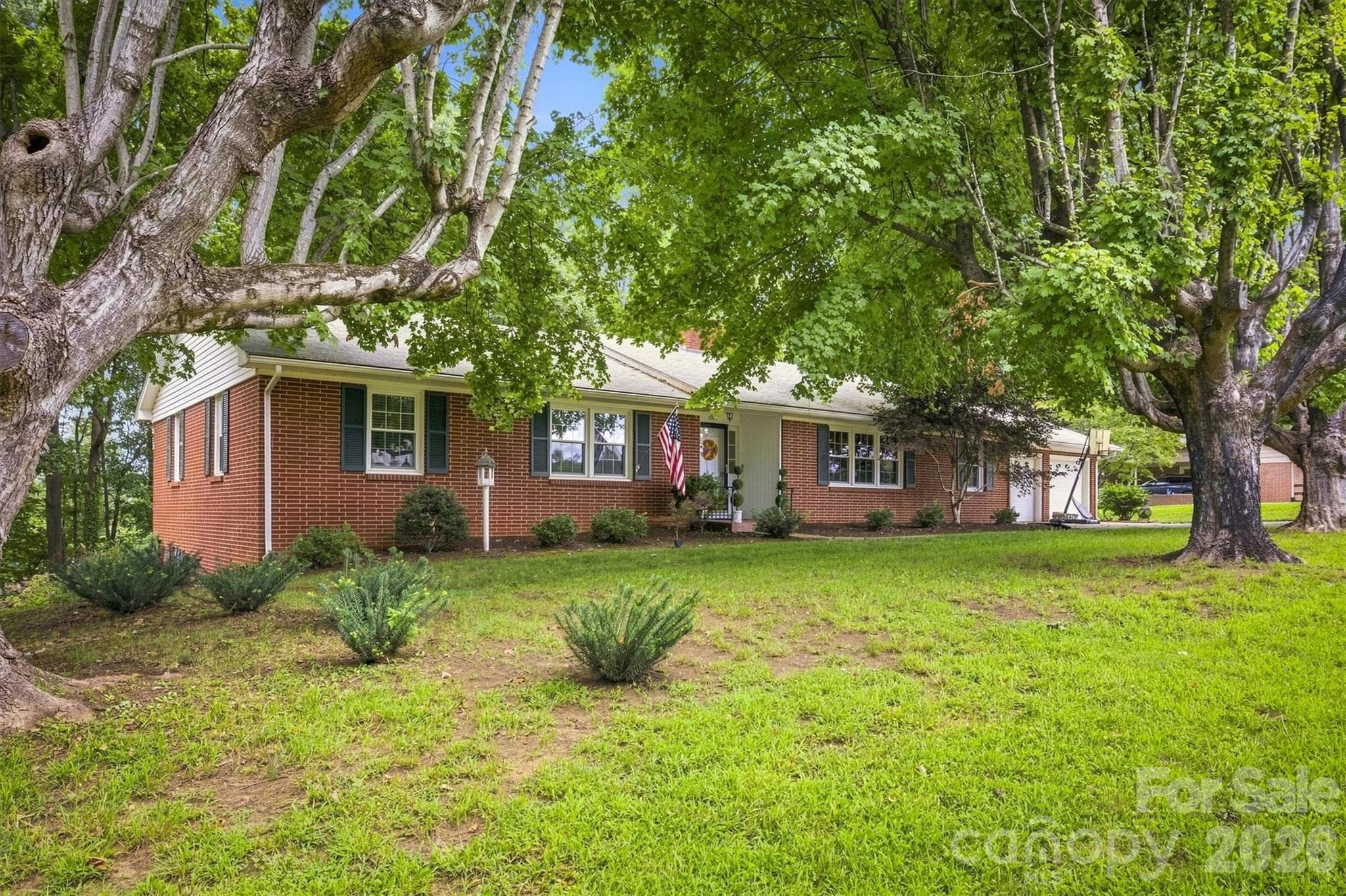 1009 Randolph Circle SE