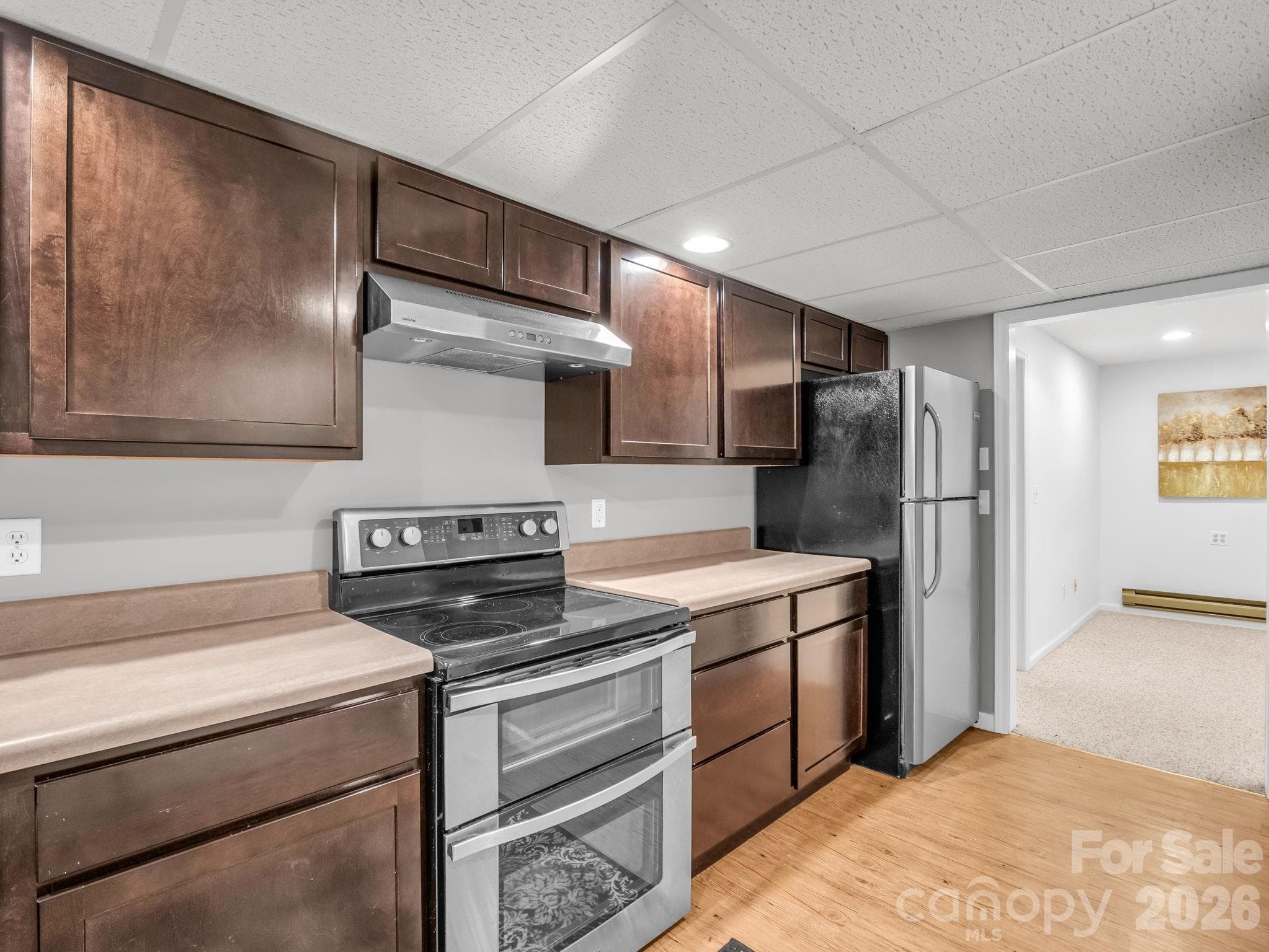 Double Oven, Luxury vinyl flooring - 335 Melrose Avenue, Tryon