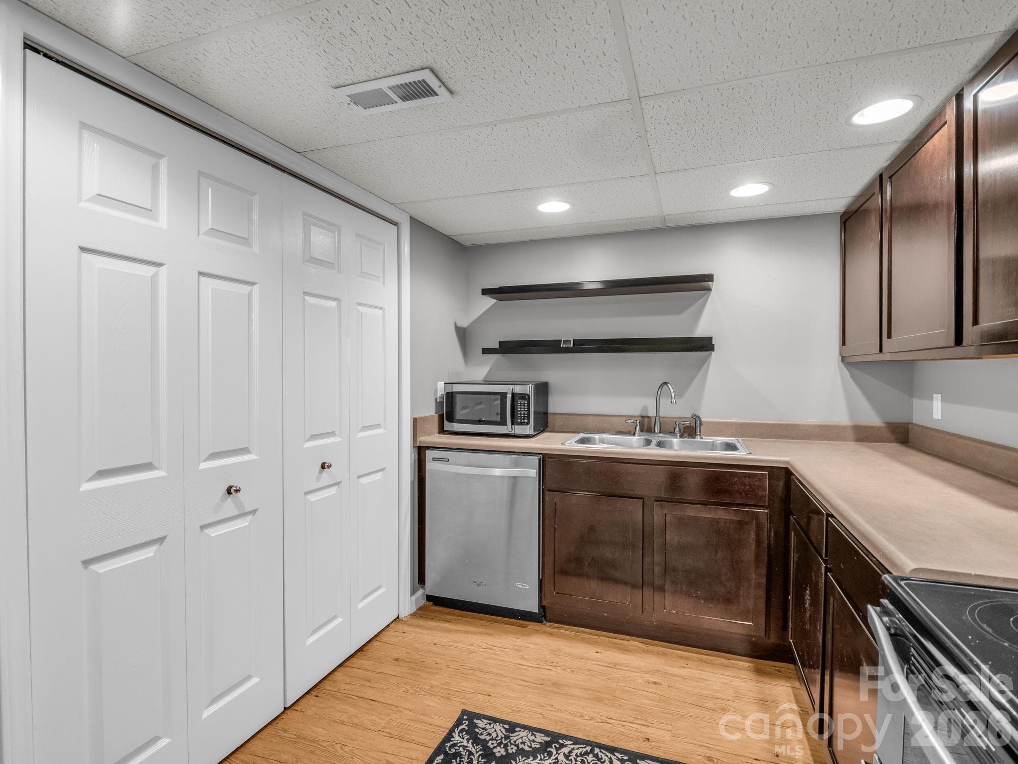 Recessed lighting and some open shelving - 335 Melrose Avenue, Tryon