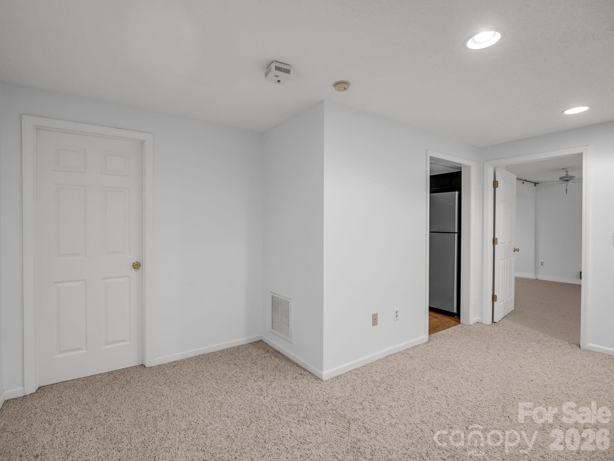 Living area with access to bath - 335 Melrose Avenue, Tryon
