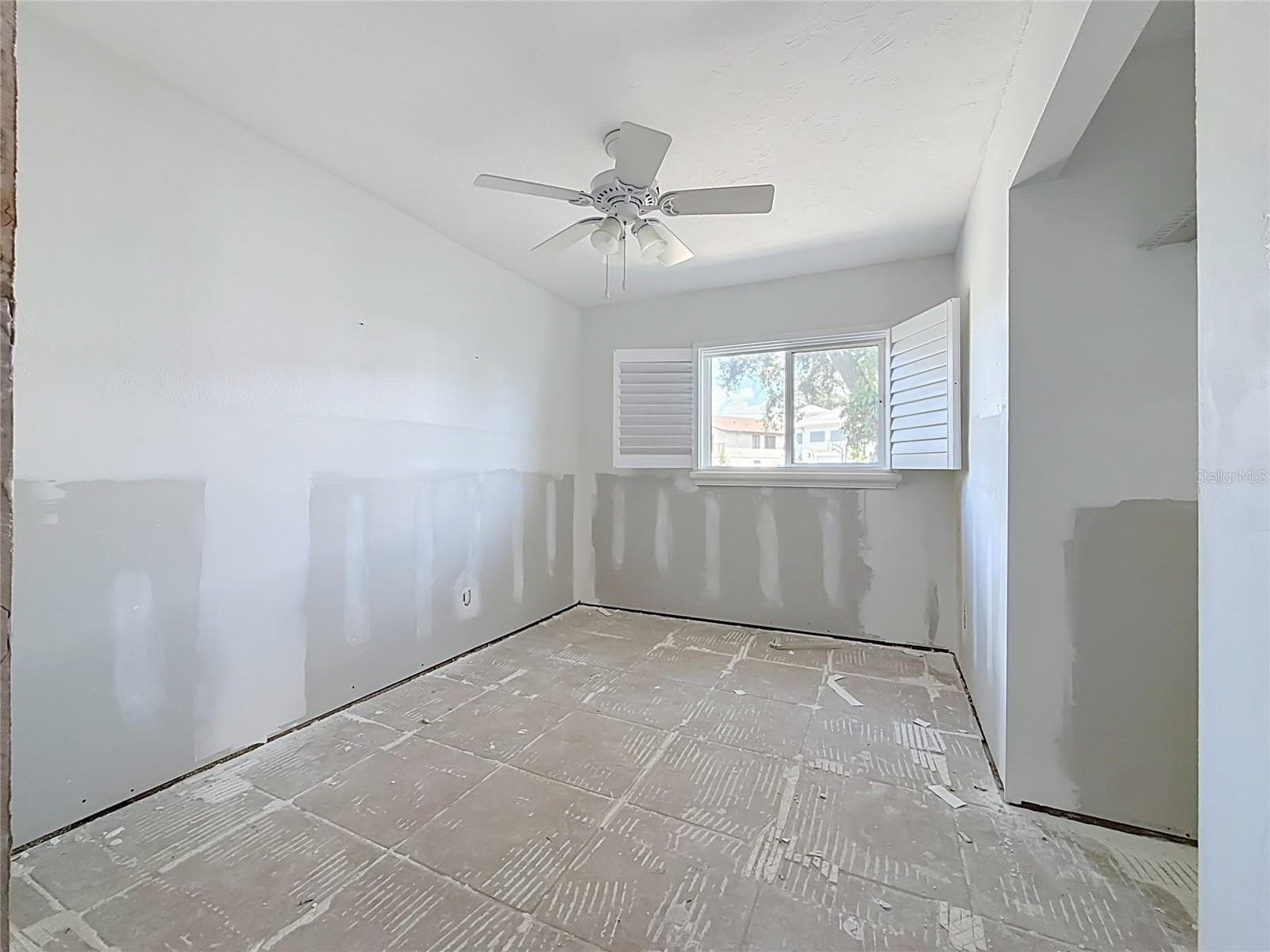 Single Family Residence at 2010 BAYOU GRANDE BLVD NE, ST PETERSBURG, photo 9 of 67
