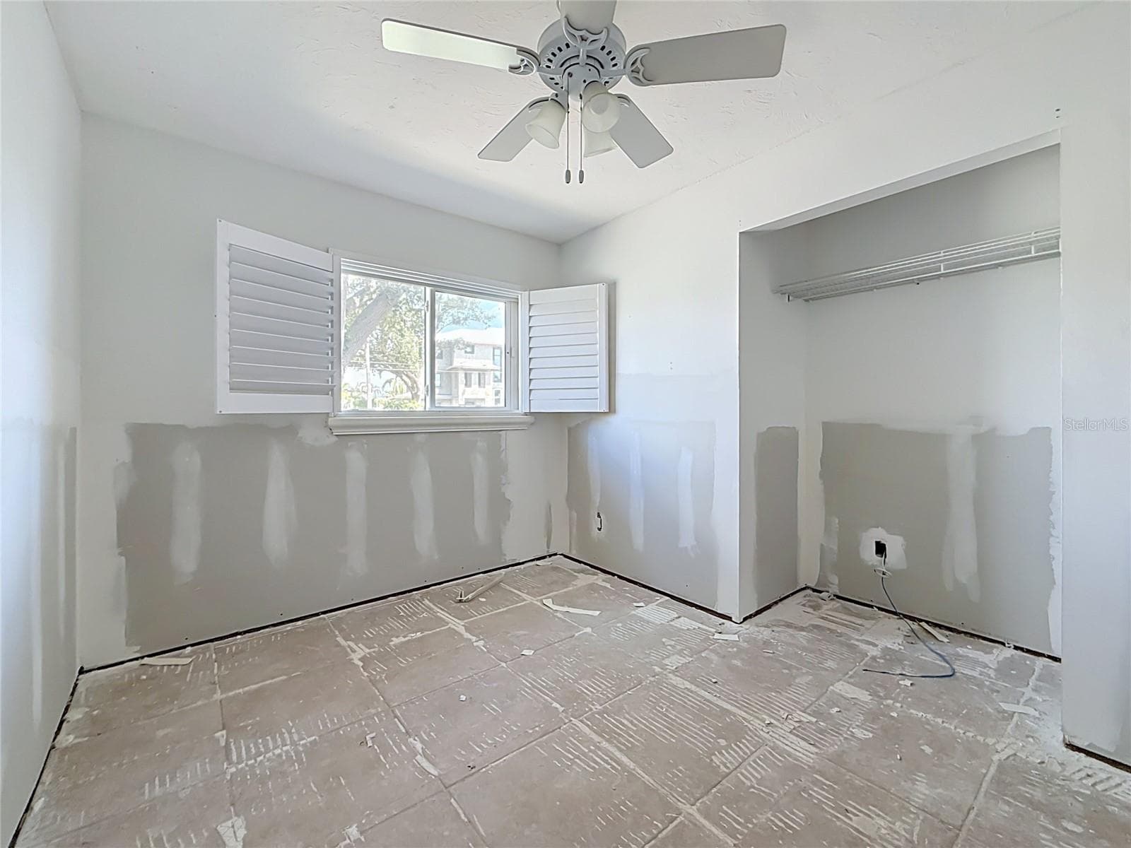 Single Family Residence at 2010 BAYOU GRANDE BLVD NE, ST PETERSBURG, photo 10 of 67