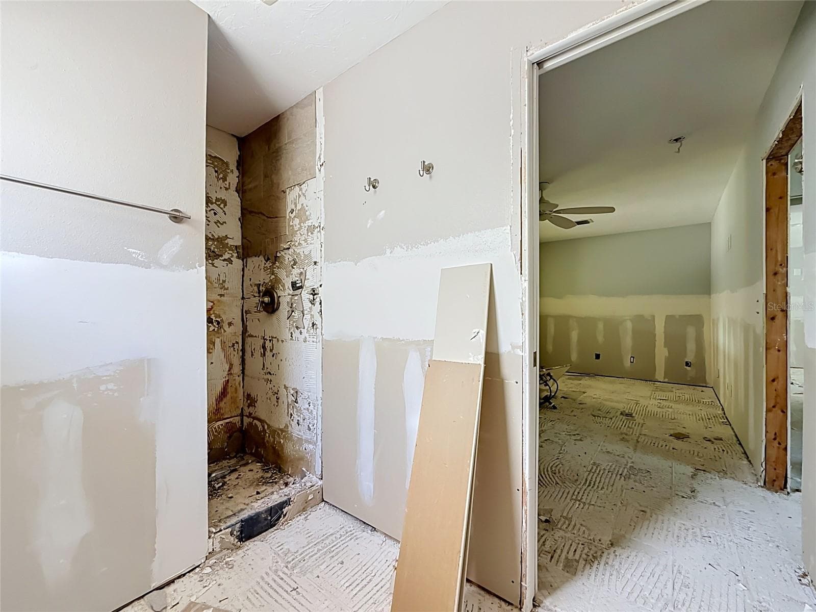 Single Family Residence at 2010 BAYOU GRANDE BLVD NE, ST PETERSBURG, photo 22 of 67
