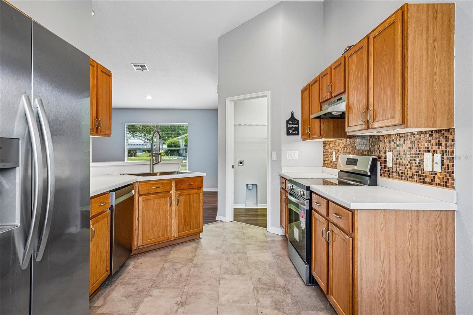Single Family Residence at 11455 INMAN CT, SPRING HILL, photo 14 of 36