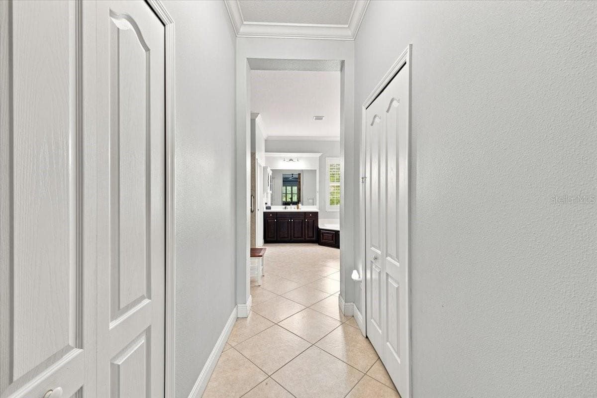Single Family Residence at 4704 SENECA PARK TRL, BRADENTON, photo 15 of 38