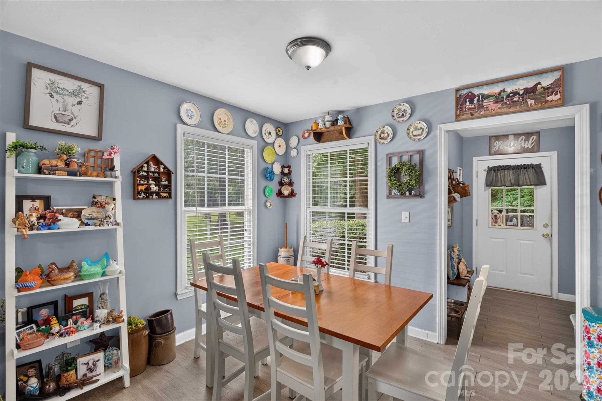 Single Family Residence at 1007 Field Swallow Way, Clover, photo 3 of 9