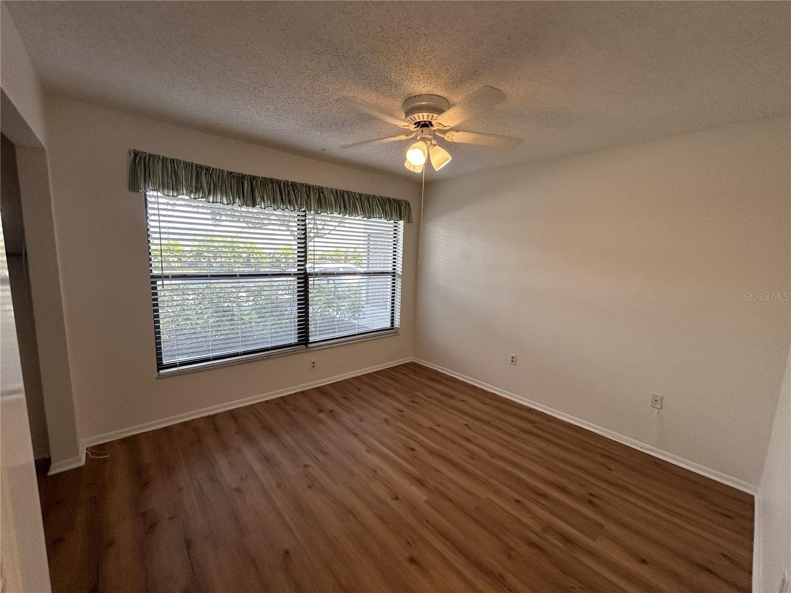 Condominium at 1316 PASADENA AVE S #102, SOUTH PASADENA, photo 13 of 63