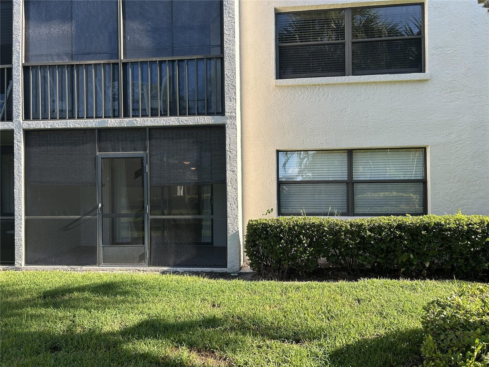 Condominium at 1316 PASADENA AVE S #102, SOUTH PASADENA, photo 35 of 63