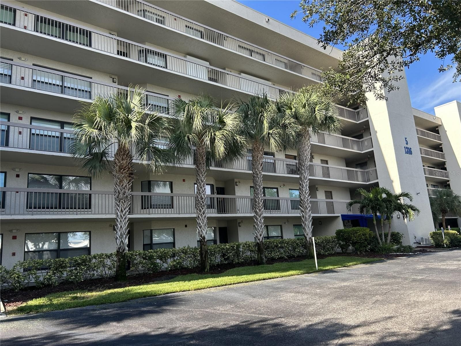 Condominium at 1316 PASADENA AVE S #102, SOUTH PASADENA, photo 41 of 63
