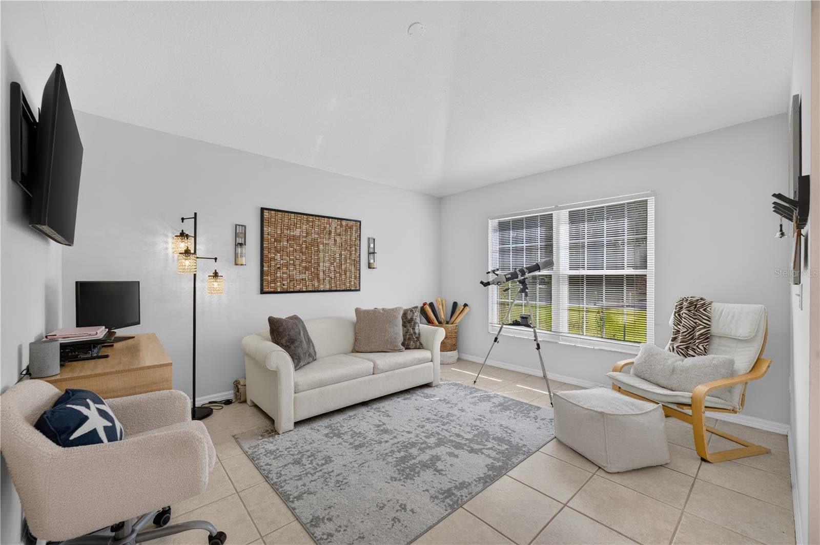 Single Family Residence at 213 SPANISH MOSS RD, DAVENPORT, photo 15 of 46